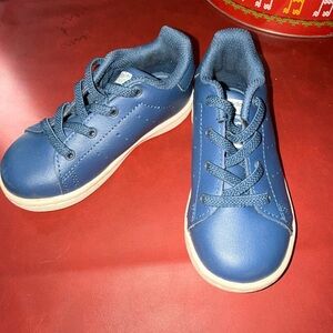 Adidas Originals toddler Stan
Smith Cloudfoam Sneaker size 7 (not 7.5)
